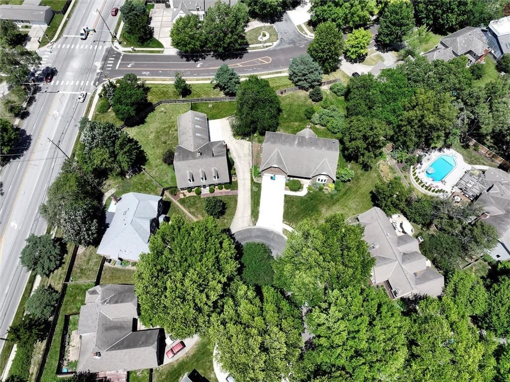 10006 Mackey Circle — photo 32