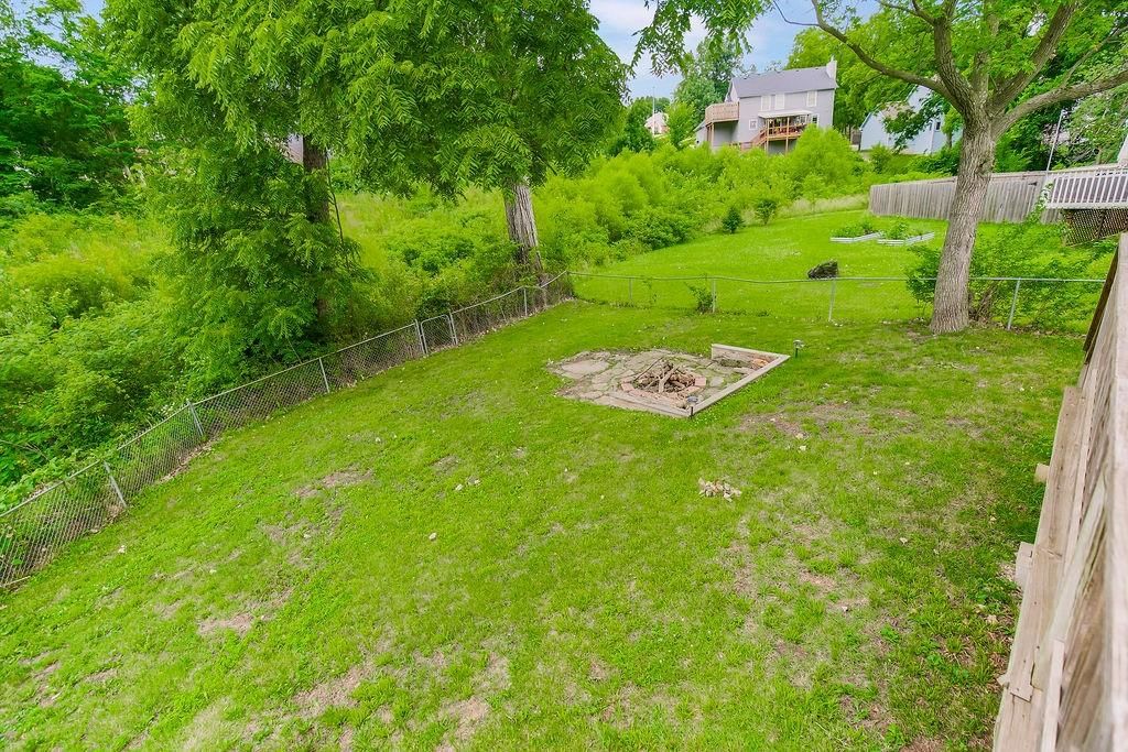 1429 Independence Court — photo 30