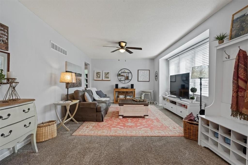 700 Glendale Road — photo 3