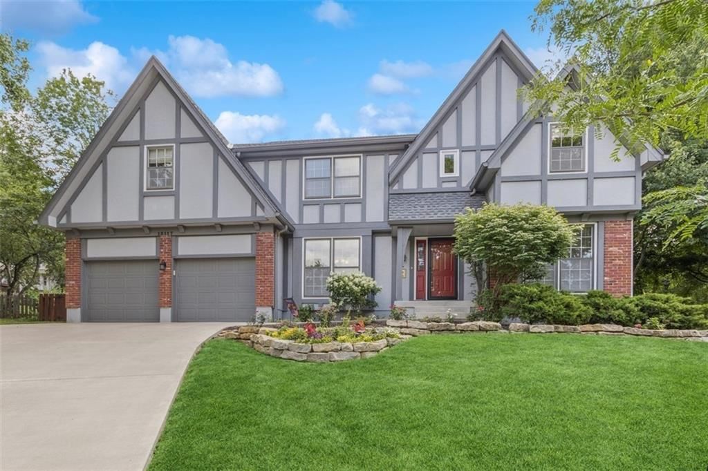12117 Knox Street, Overland Park, KS