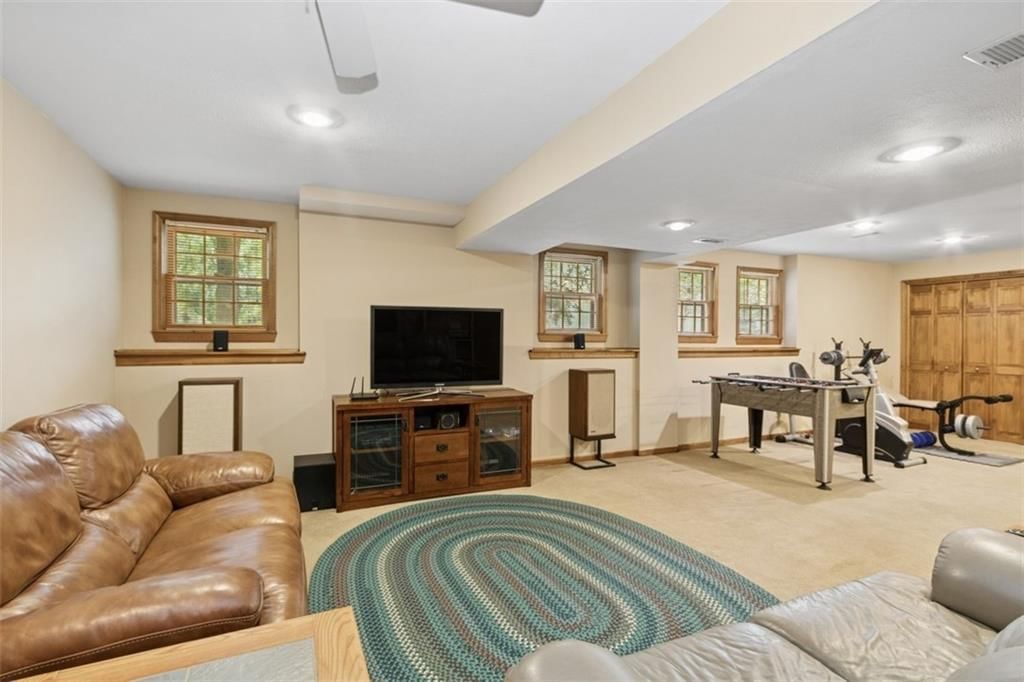 12117 Knox Street — photo 30