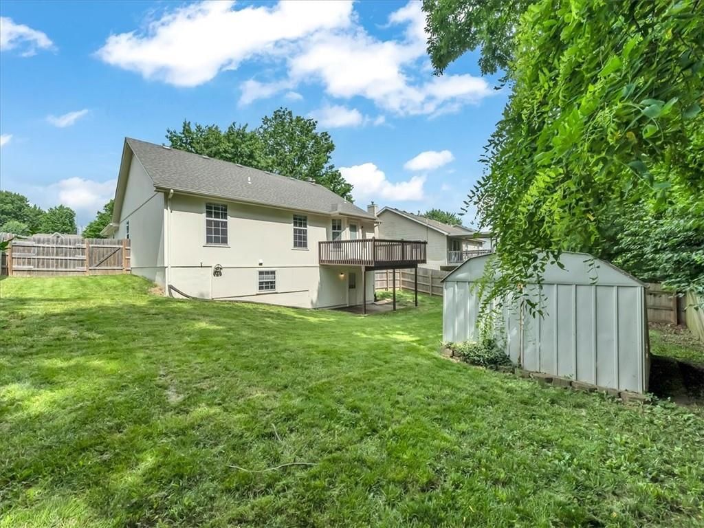 1914 S LESLIE Drive — photo 24