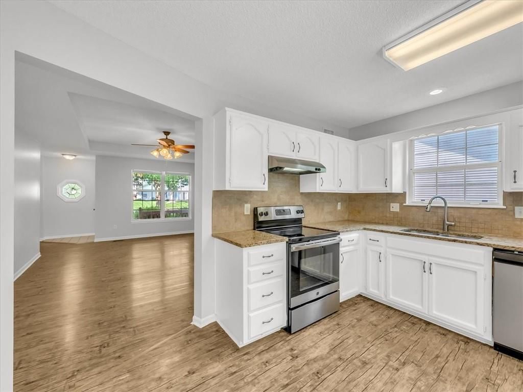1914 S LESLIE Drive — photo 10