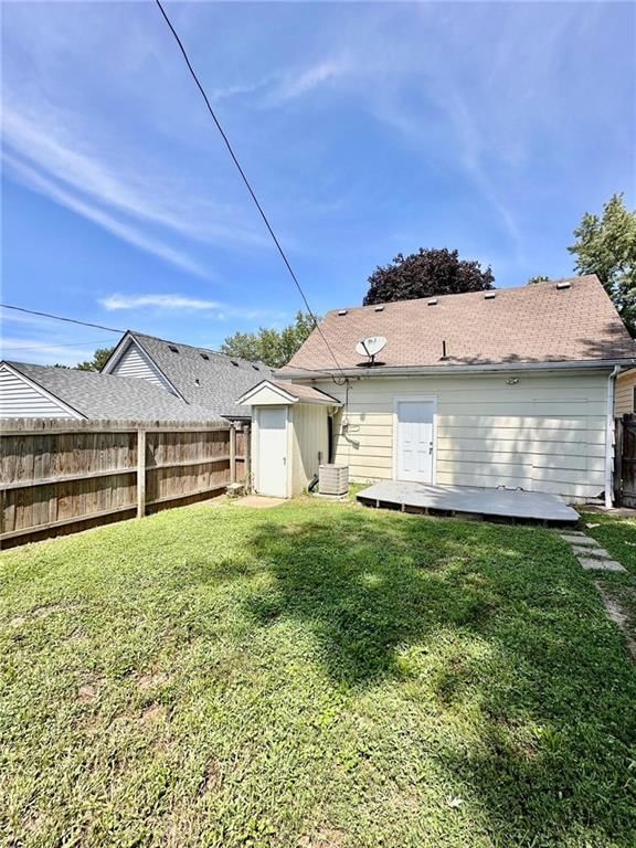 3226 Seneca Street — photo 11