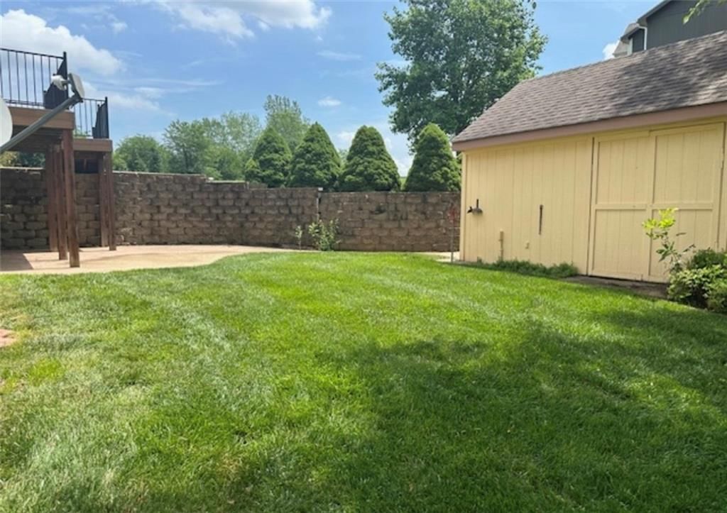 1703 Esther Drive — photo 28