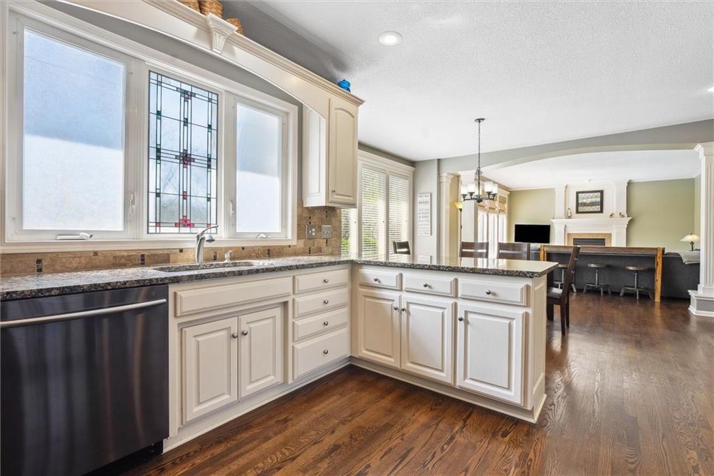 5608 NE Maybrook Circle — photo 13