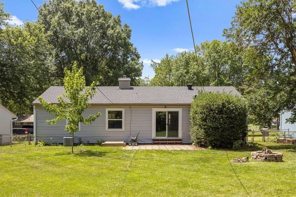 7303 Elm Street — photo 16