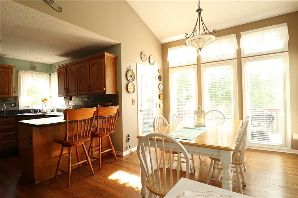 15558 S Apache Street — photo 14