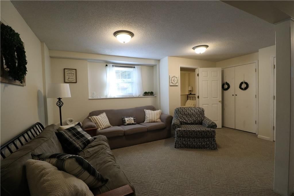 15558 S Apache Street — photo 27