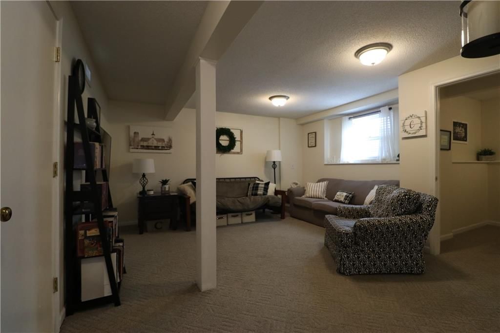 15558 S Apache Street — photo 28