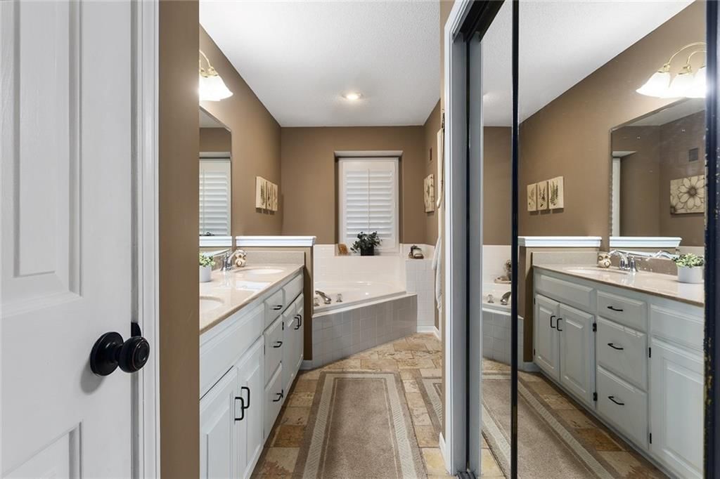 5817 Park Circle — photo 19