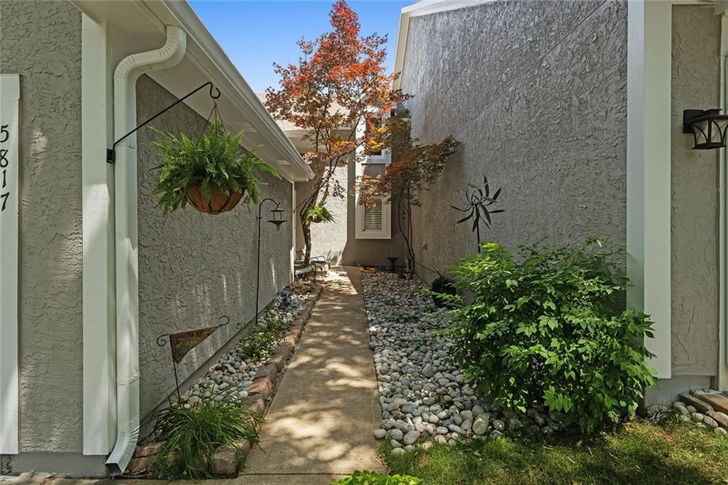 5817 Park Circle — photo 3