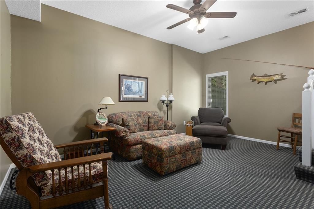 5817 Park Circle — photo 28
