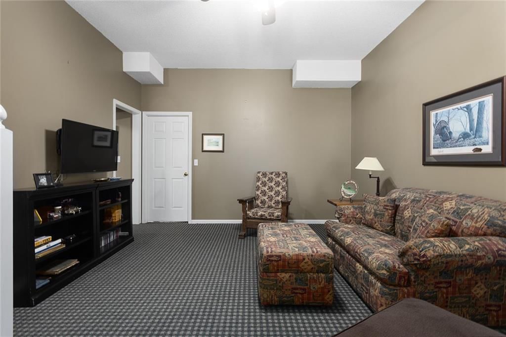 5817 Park Circle — photo 30