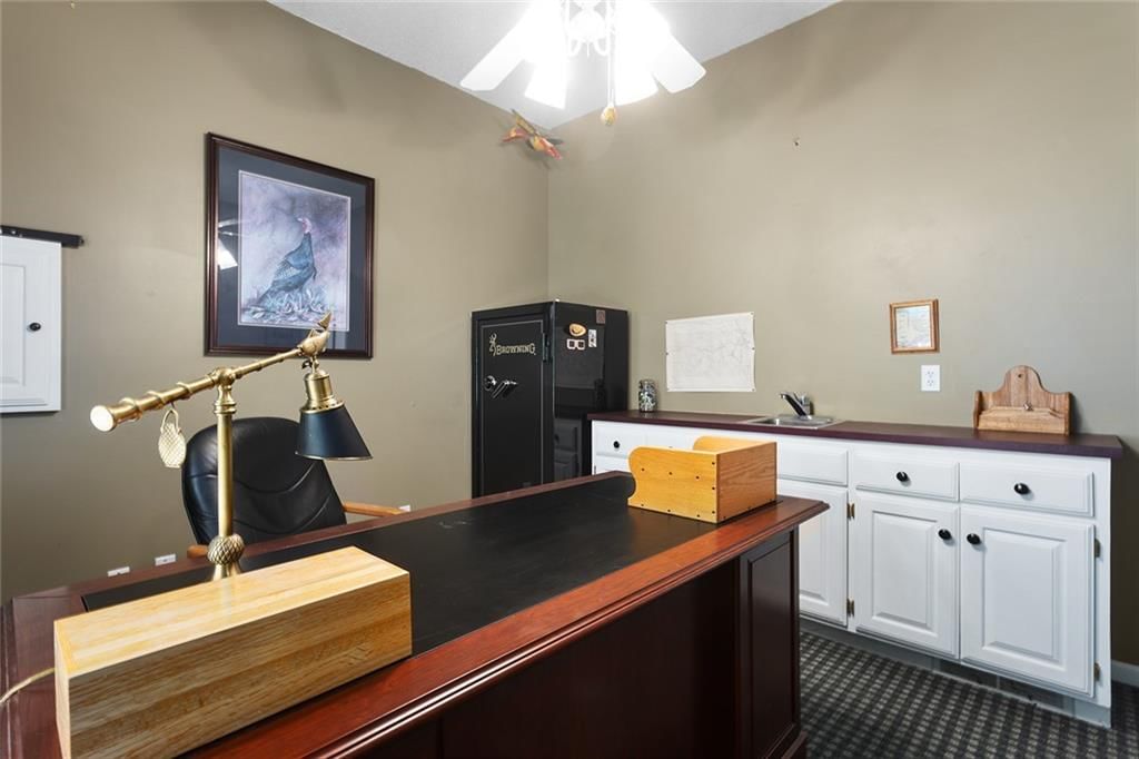 5817 Park Circle — photo 33
