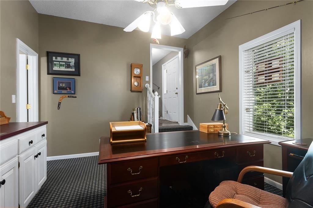 5817 Park Circle — photo 34