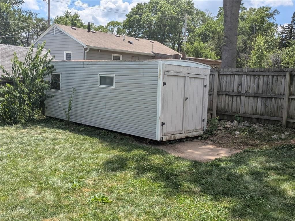 3148 S 37th Street — photo 34