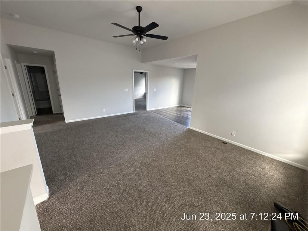 Photo 5 of 20 - 738 Connor Street