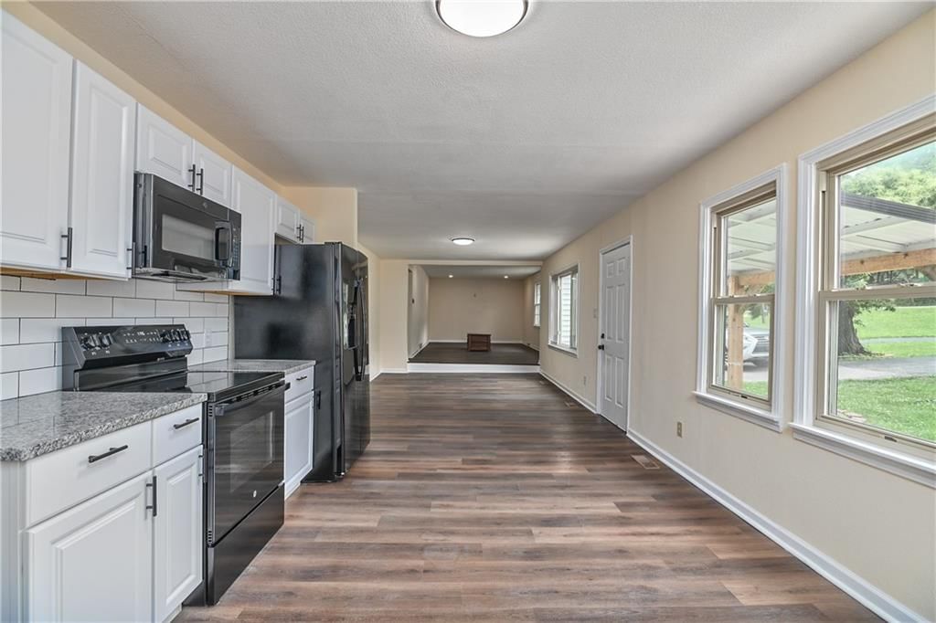 2746 S 69th Street — photo 15
