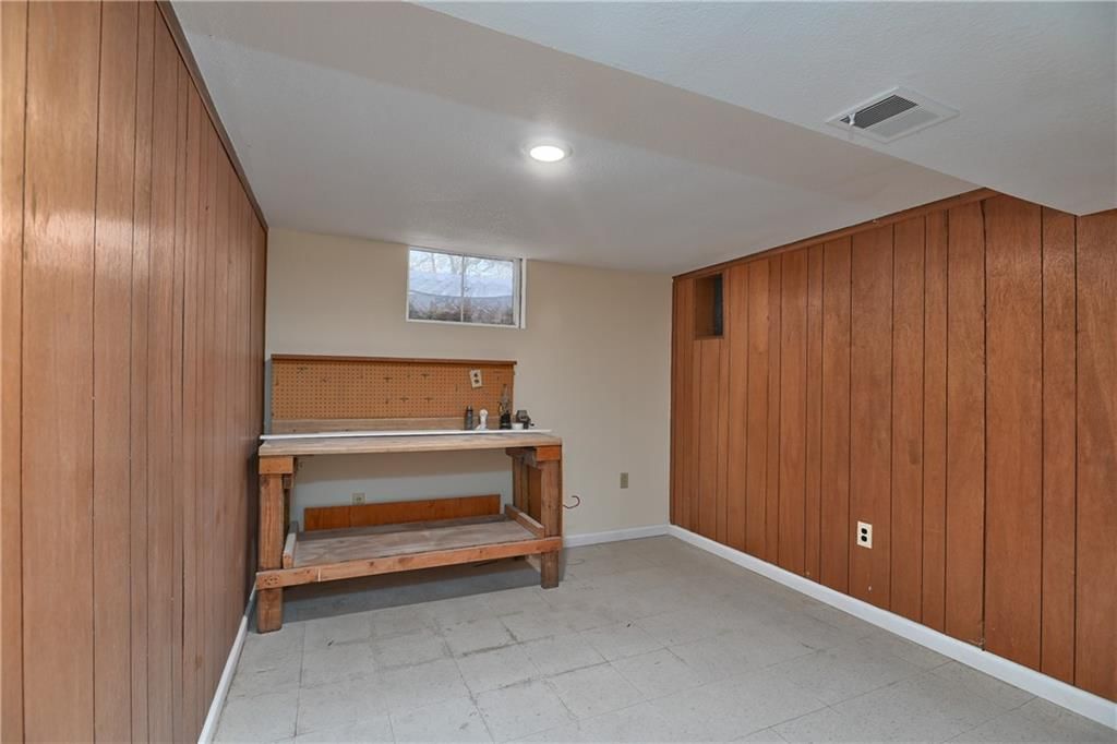 2746 S 69th Street — photo 33