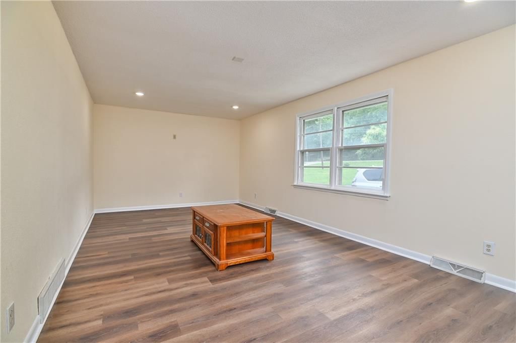 2746 S 69th Street — photo 10