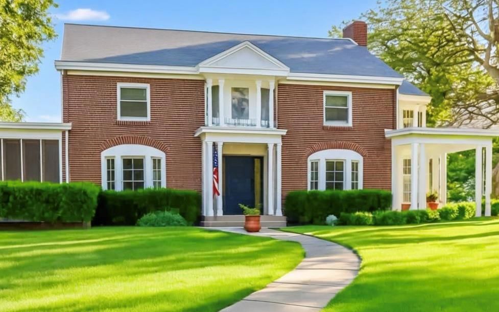 211 Lawn Avenue, Maryville