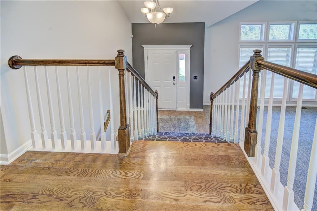 212 NE Topaz Drive — photo 6
