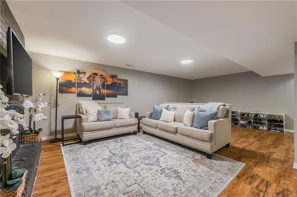 4922 Mockingbird Lane — photo 30
