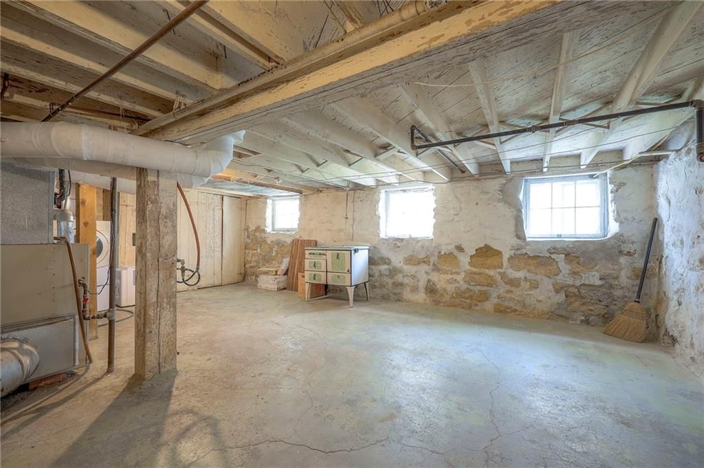129 S Cypress Avenue — photo 26
