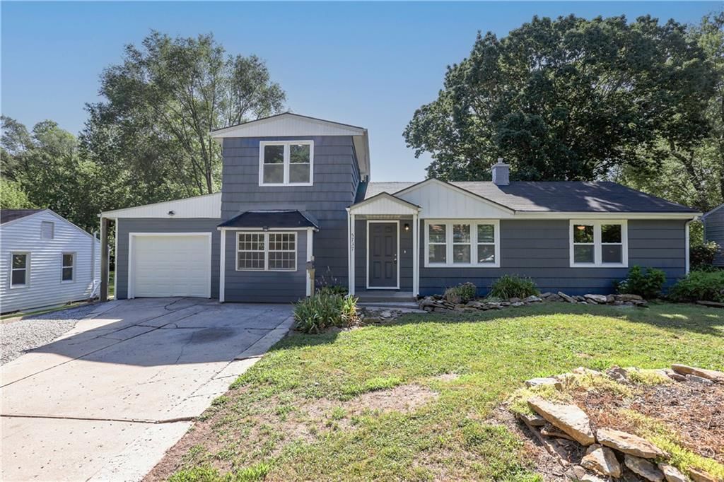5737 Elm Avenue, Raytown, MO