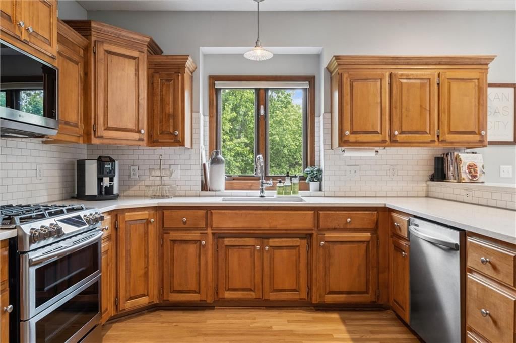 412 Deer Drive — photo 17