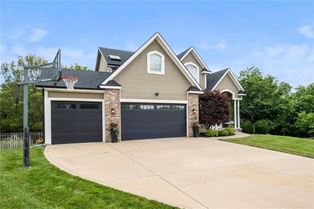 412 Deer Drive — photo 3