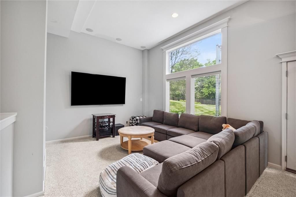412 Deer Drive — photo 33