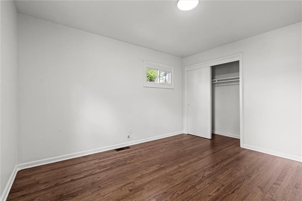 8216 Central Street — photo 15