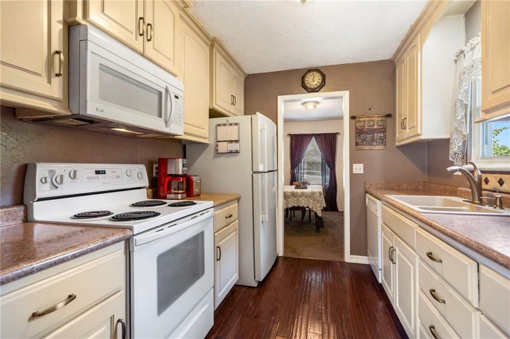 8598 W 108 Place — photo 7