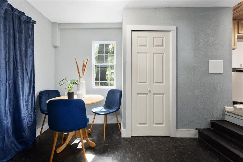 1208 W 21st Street — photo 11