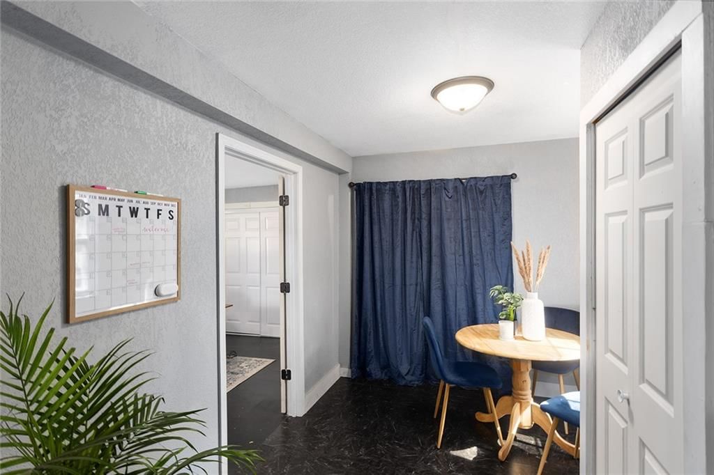 1208 W 21st Street — photo 12