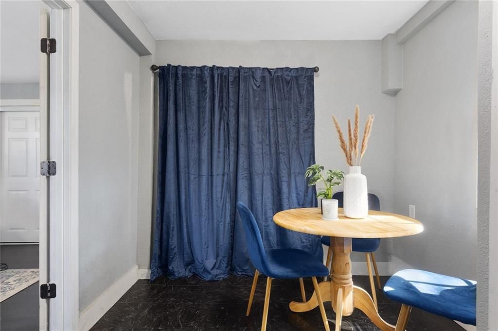1208 W 21st Street — photo 16