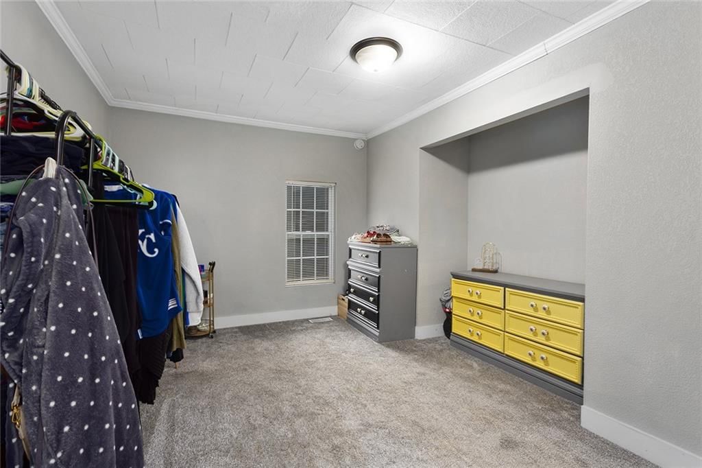 1208 W 21st Street — photo 25
