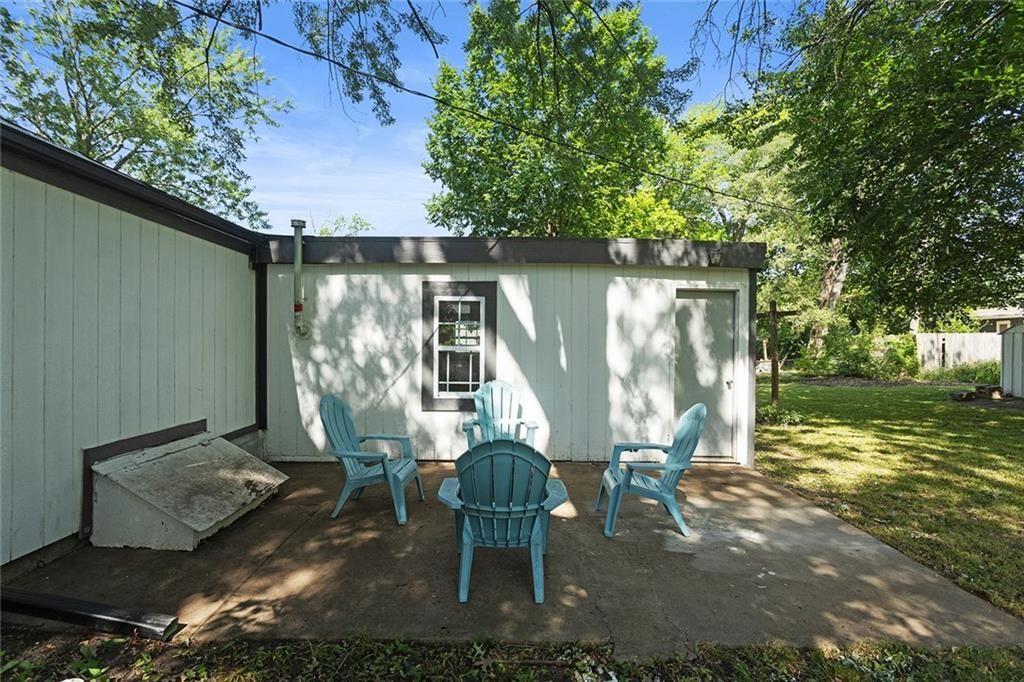 1208 W 21st Street — photo 29