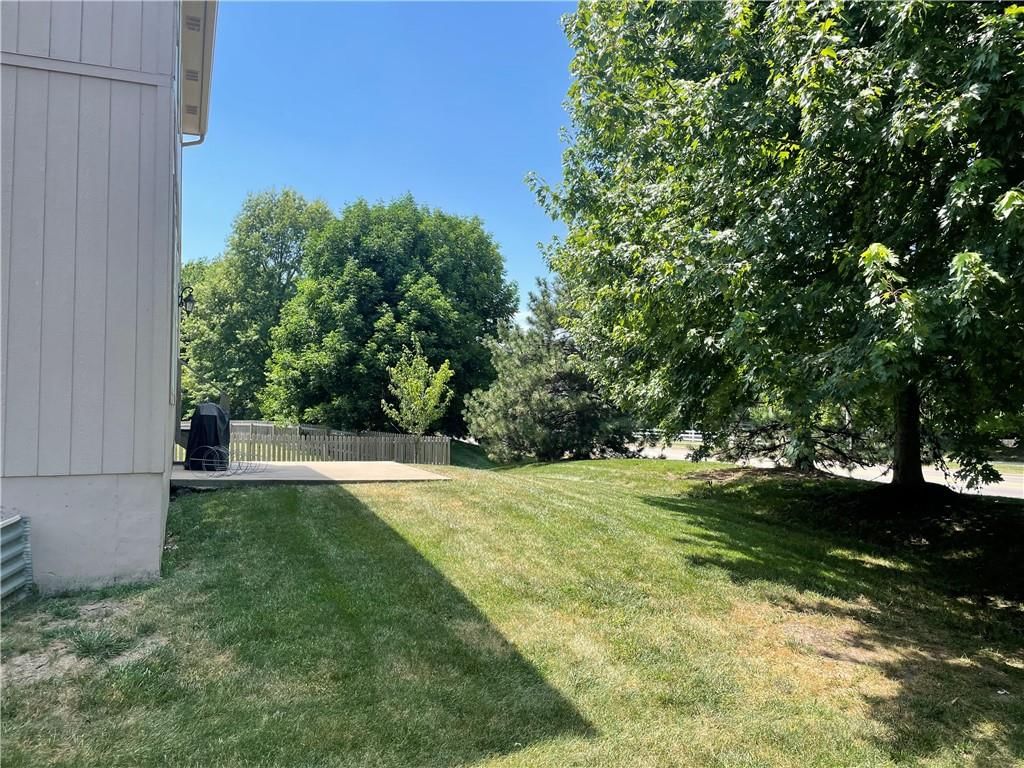 17540 W 159th Court — photo 4