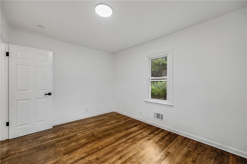 7909 Arnote Road — photo 15