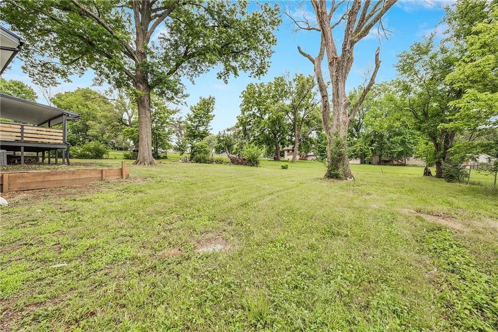7909 Arnote Road — photo 29