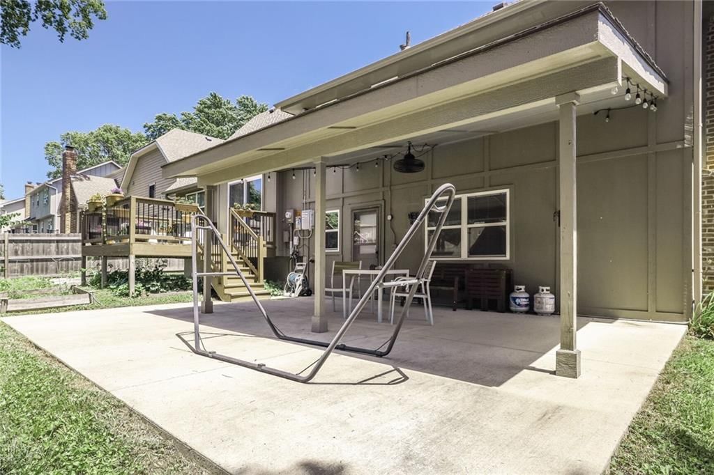 7134 Caenen Avenue — photo 14