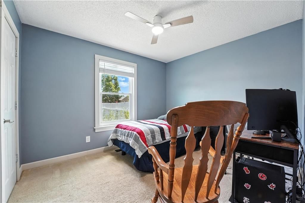 933 Pumpkin Ridge Street — photo 18