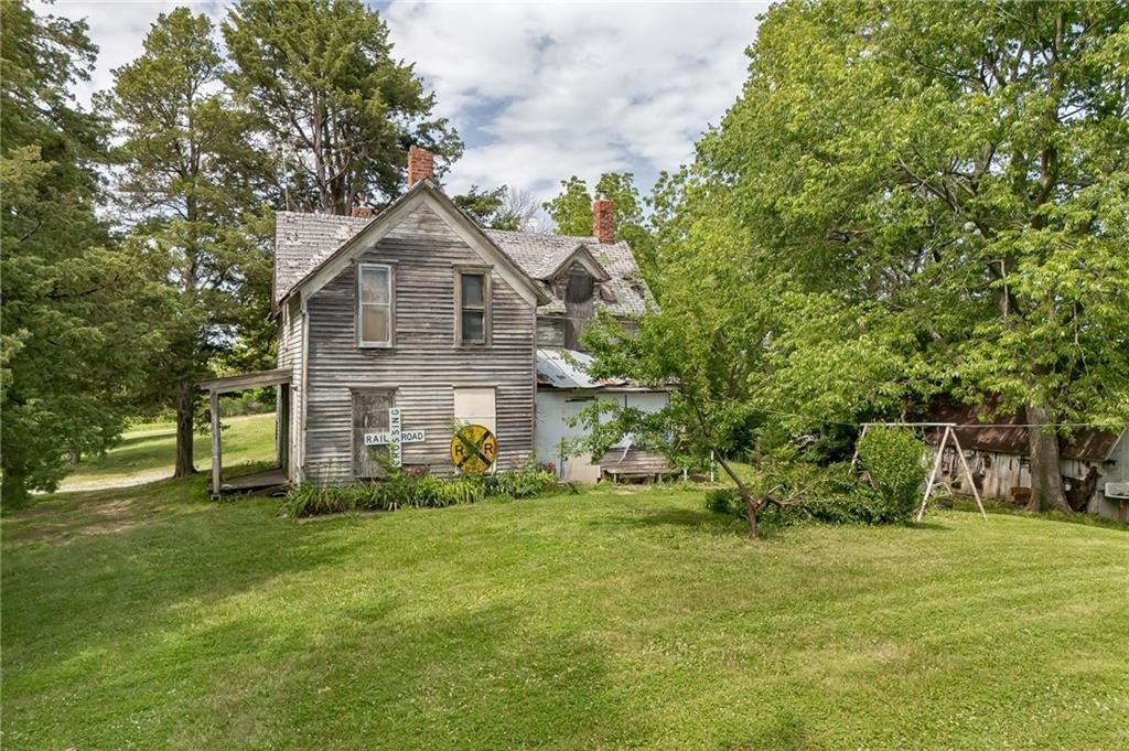 203 N Sloan Street — photo 21