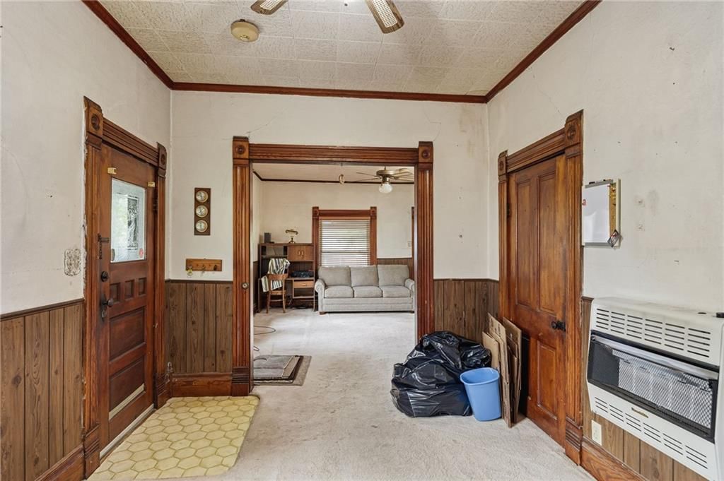 203 N Sloan Street — photo 8