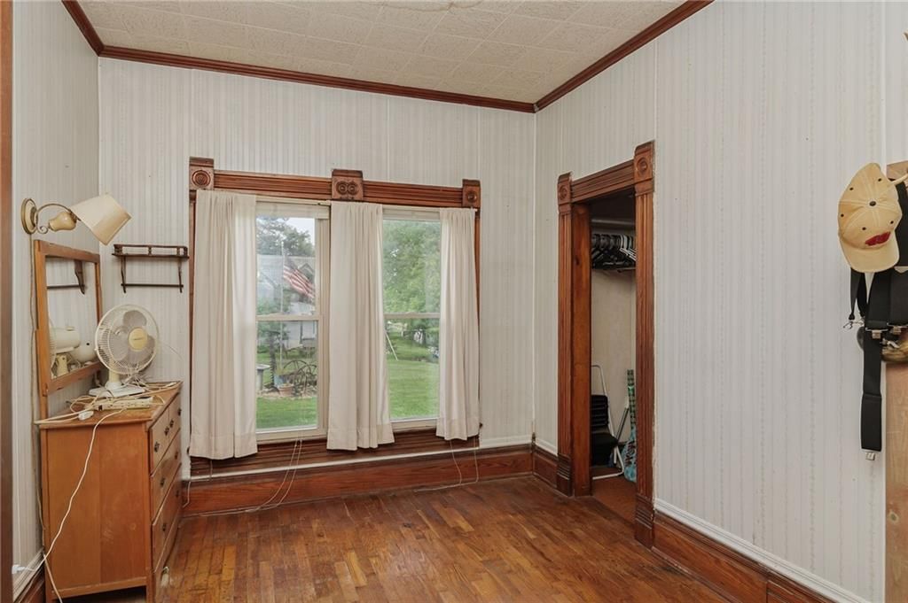 203 N Sloan Street — photo 10