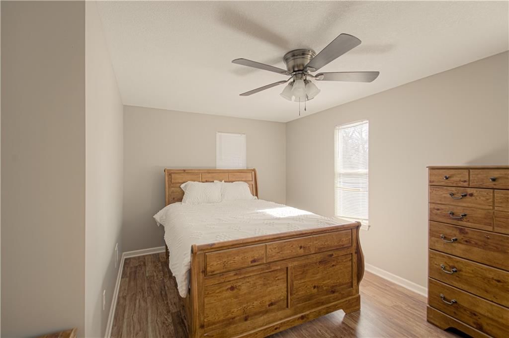 5012 Norledge Avenue — photo 10