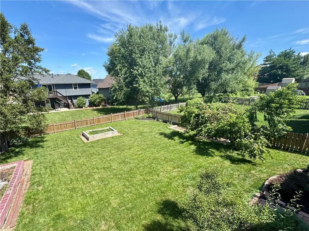 411 SW Joseph Lane — photo 15